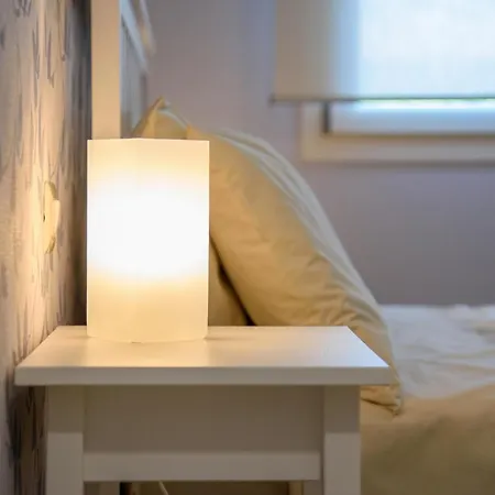 Apartamento Le Stanze Dei Pico 3 Con Vista Bagno Privato Wifi E Netflix In Piazza Della Costituente *