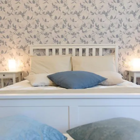 Le Stanze Dei Pico 3 Con Vista Bagno Privato Wifi E Netflix In Piazza Della Costituente * Mirandola