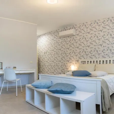 Le Stanze Dei Pico 3 Con Vista Bagno Privato Wifi E Netflix In Piazza Della Costituente