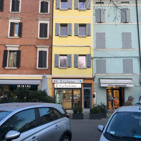 Le Stanze Dei Pico 3 Con Vista Bagno Privato Wifi E Netflix In Piazza Della Costituente Apartamento *
