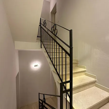 Le Stanze Dei Pico 3 Con Vista Bagno Privato Wifi E Netflix In Piazza Della Costituente Apartamento *
